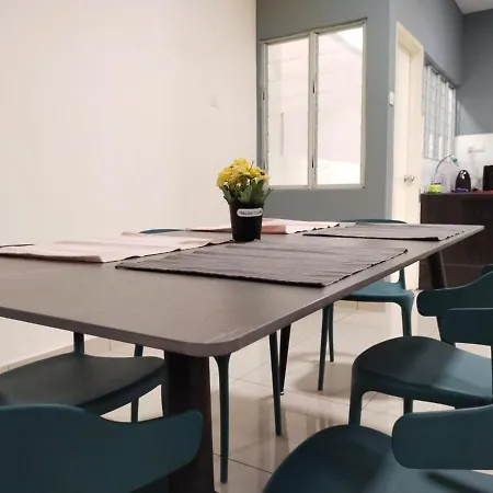 2 Bedrooms With Balcony@ Saville Cheras Exterior photo