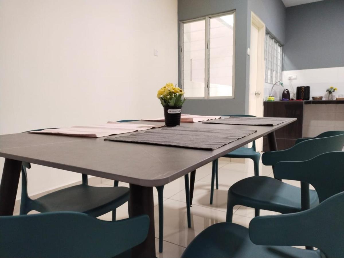 Apartment 2 Bedrooms With Balcony@ Saville Cheras
