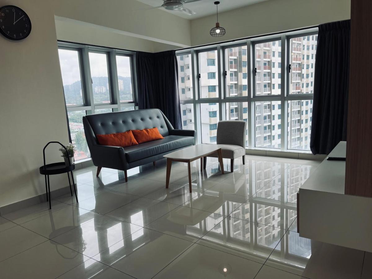 2 Bedrooms With Balcony@ Saville Apartment Cheras
