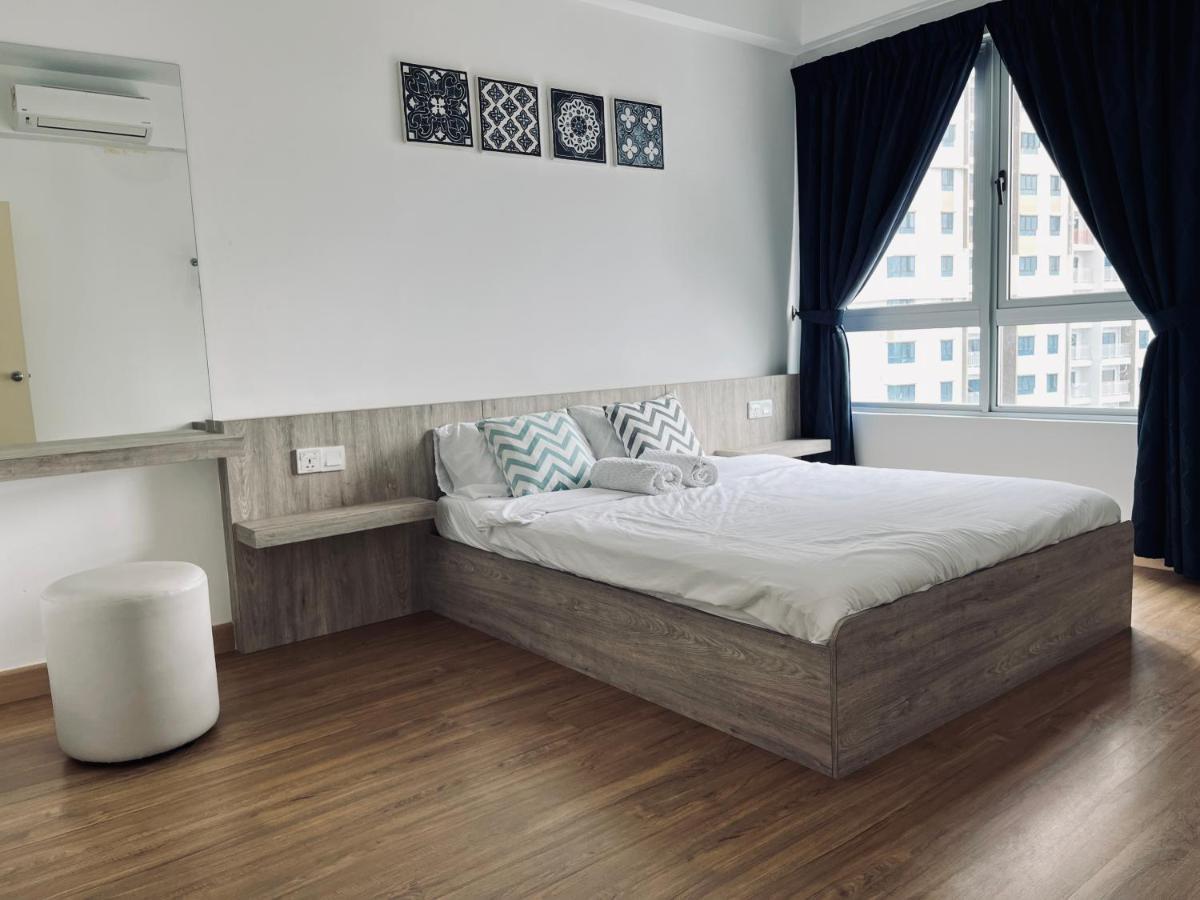 Apartment 2 Bedrooms With Balcony@ Saville *
